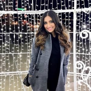 Meet your Posher, Iman